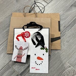 Festive Gift Bags Set with Snowman and Reindeer